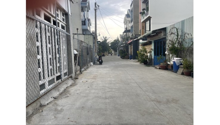 Bán ĐẤT THỔ CƯ HẺM XE TẢI 60m2_4.3x14m Quốc Lộ 13 Hiệp Bình Phước Thủ Đức Chỉ 4,8 tỷ